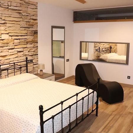 Loft Romantic Ca L'Enric Vique-Baix Emporda Regencos Exterior photo